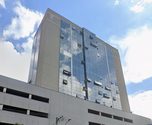 Engenheiro especializado da Tecgás realizando inspeção técnica